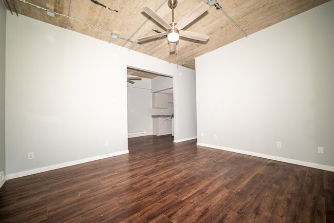 Riverview Tower Apartments