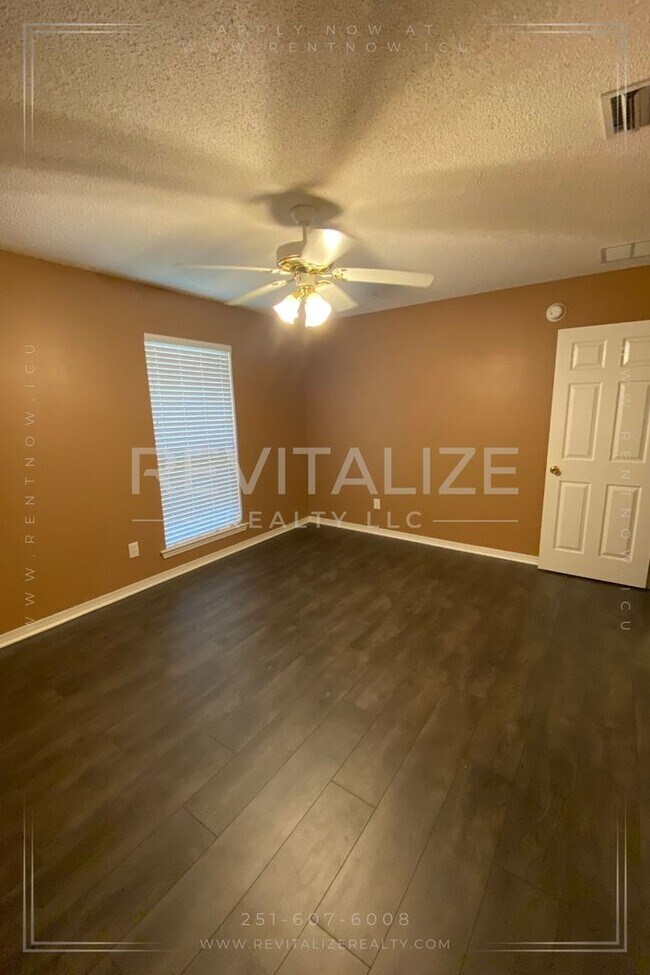 Photo - 3 Bed/2Bath Brick Home in Theodore!