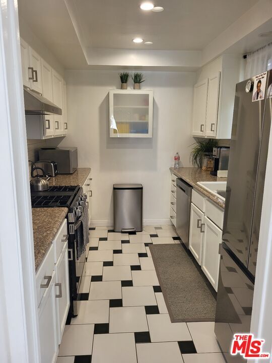 450 Rexford Dr Unit 1