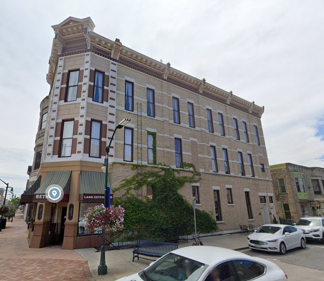 Photo - 107 W Lexington Ave Unit 107 West Lexington Avenue