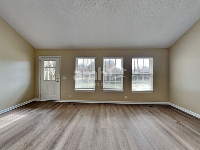 Photo - 1612 E Blairmont Dr