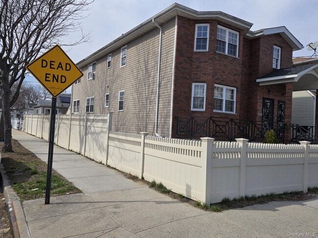 Photo - 146-12 181st St