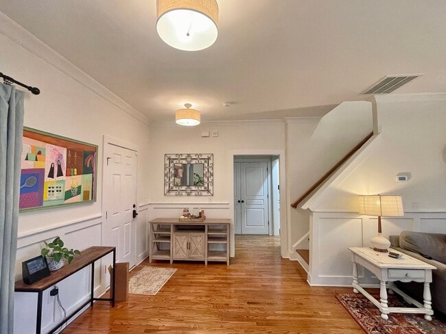 Photo - Beautiful Craftsman home near Duke!