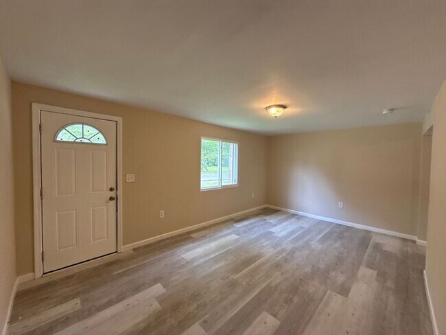 Photo - T.R. Lawing Realty Property