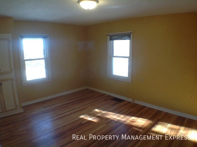 Photo - 3 Bedroom Acreage in Southeast Sioux Falls