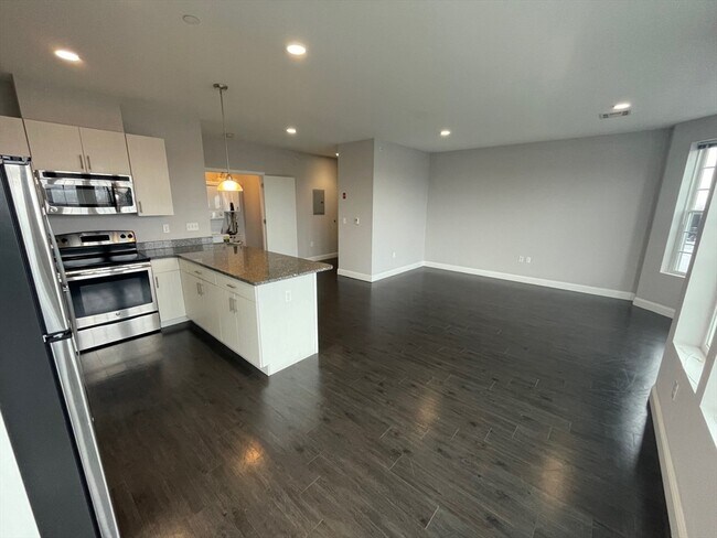 Photo - 431 River St Unit 503