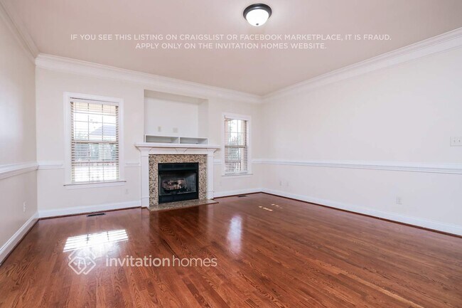 Photo - 15 Sun Tree Ln