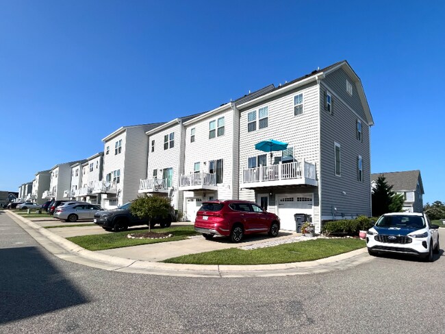 Photo - 428 Spring Hill Pl