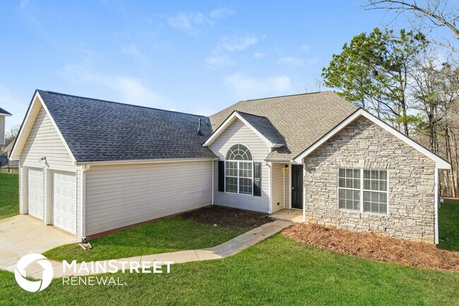 Photo - 3265 Trail Point