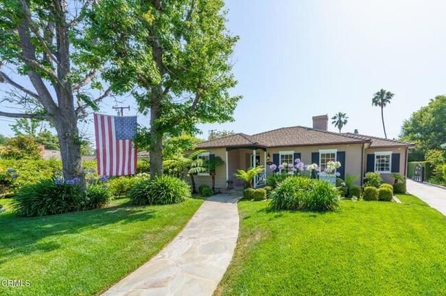 Building Photo - 1745 Rubio Dr