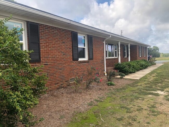 Photo - Beautiful Country Living with the Ranch House on 1 Acre of Land! COMING SOON!