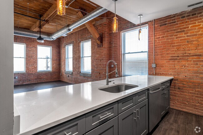 2HAB, 2BA - 1,110 ft² - Hingetown Lofts