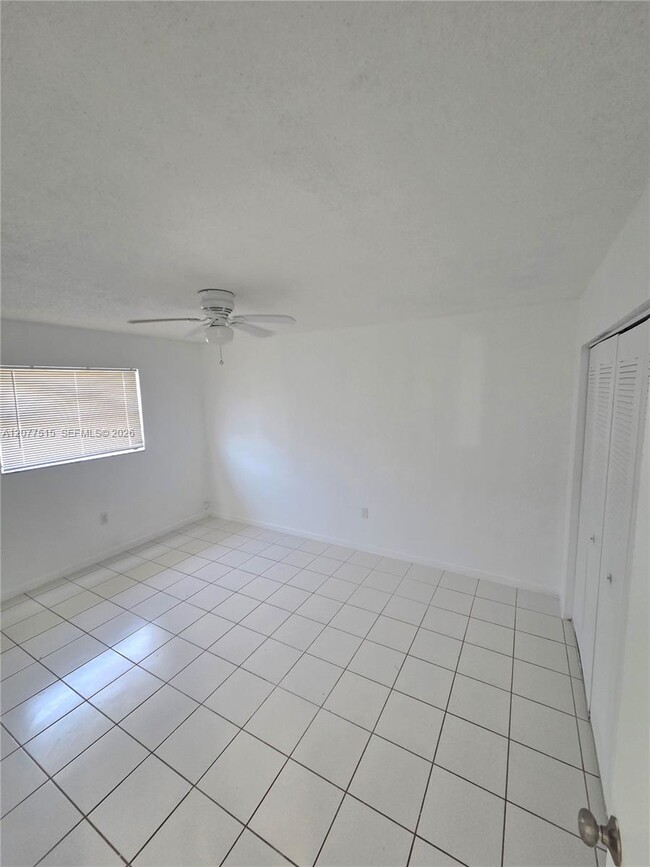Photo - 4030 SW 61st Ave Unit 8
