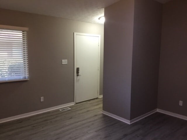 Living Room - 39 Woodrow Ave Unit 39