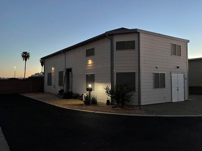 Photo - 17200 W Bell Rd Unidad Happy Trails Resort  1765