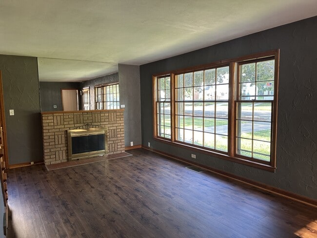 Photo - 1143 W Harrison St