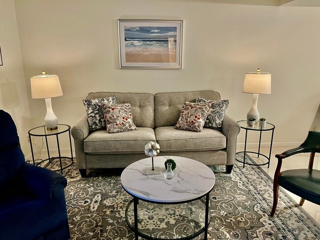 Photo - 18081 SE Country Club Dr Unit 7-69
