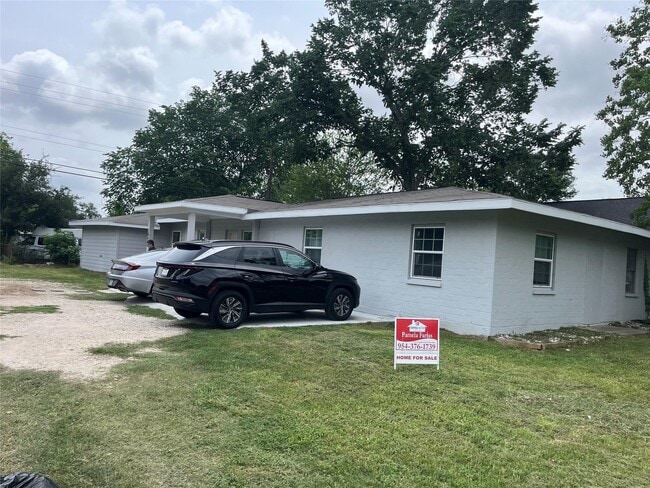 Building Photo - 10434 Burman St Rental