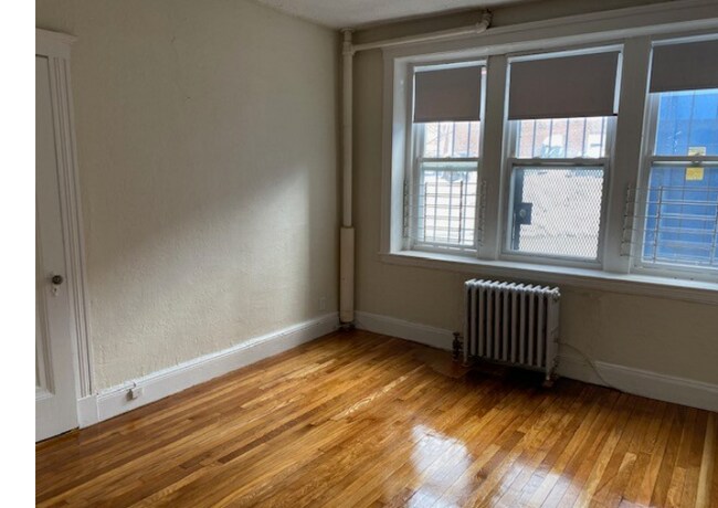 Photo - 1758 Commonwealth Ave