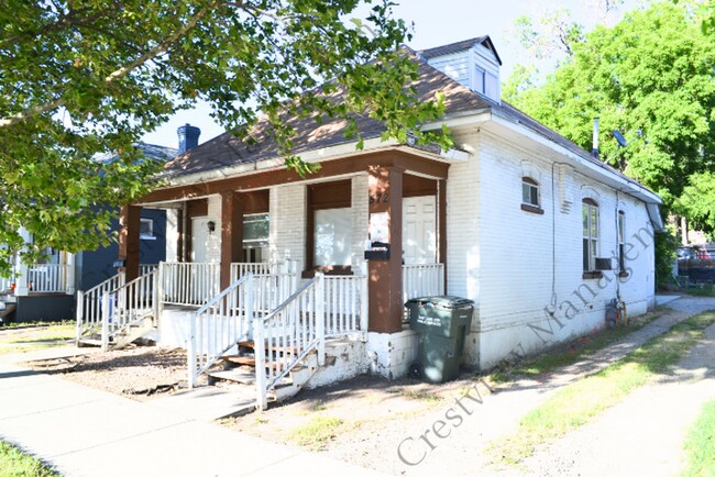 Building Photo - 574-574 N 400 W Unit 574