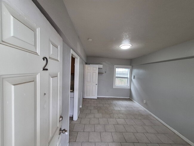 Photo - 115 Caldwell St