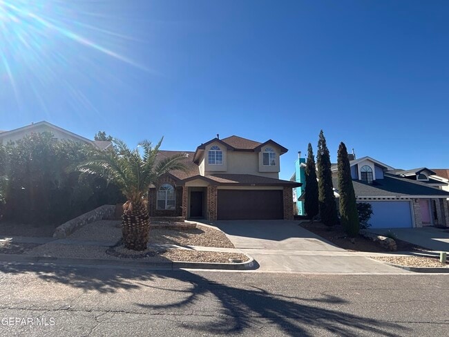 Photo - 538 Olmeca Dr