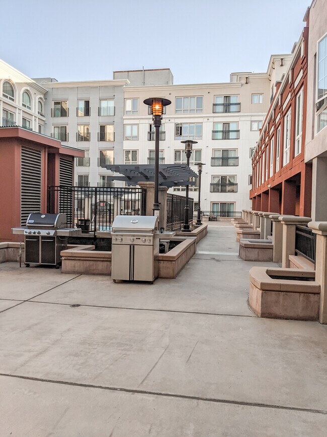 Photo - 445 Island Ave Townhome