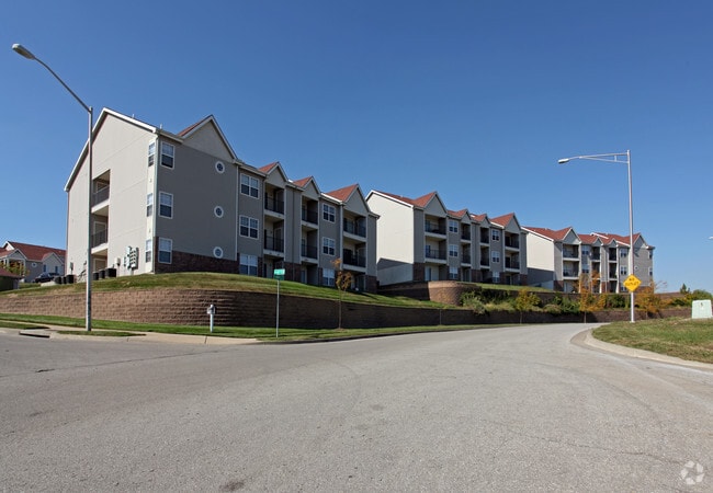 Falcon Falls Apartments and Homes - Falcon Falls Apts and Homes