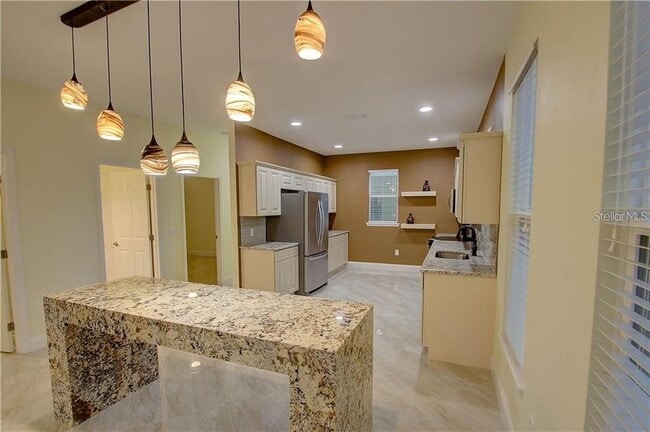 Photo - 123 Hill Ave