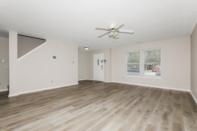 Photo - 2250 Cedarmill Dr