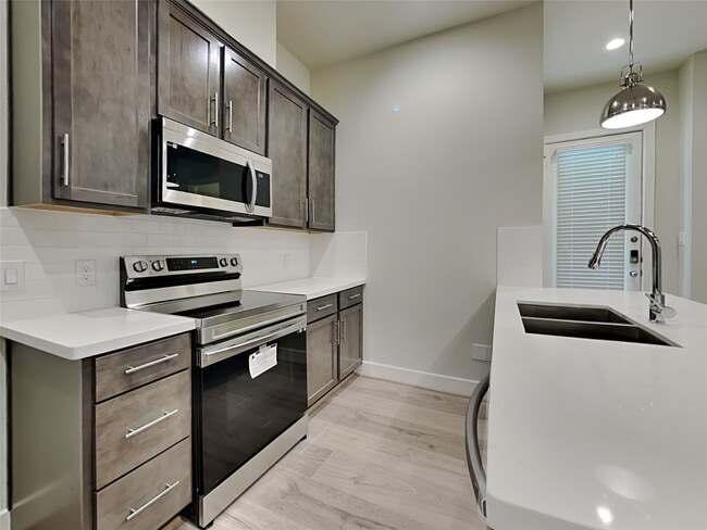 Photo - 5730 Paul Quinn St