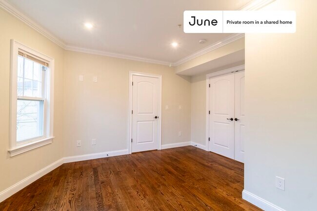 Photo - Room in Shared 4 bed/1.5 bath home Unidad C