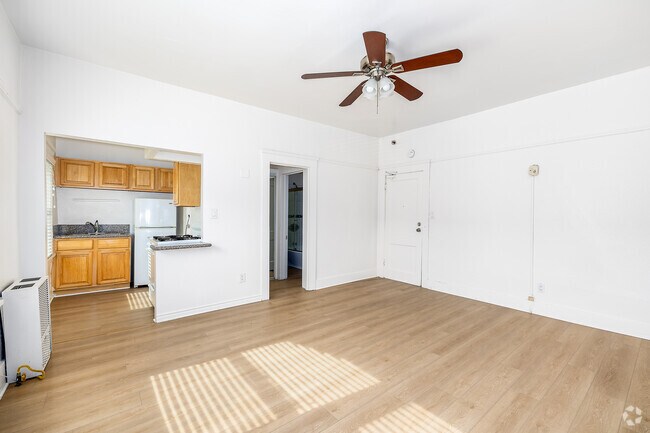 Studio - 385SF - Living Room - 463 South Hartford Ave.