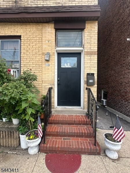 Photo - 115 Columbus Pl Unit 3