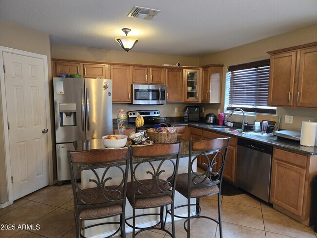 Photo - 8814 W Magnolia St