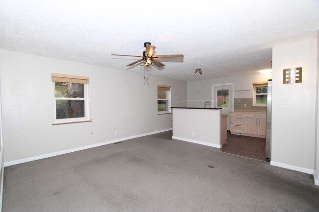 Photo - 2 Bedroom 1 Bathroom Multi Story Single Fa...