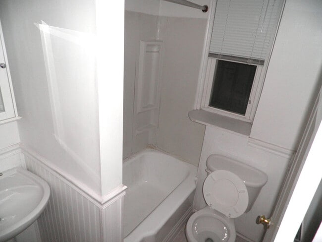 Photo - 309 Constitution Ave NE Unit 1