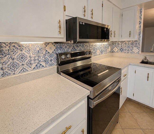 Photo - 4550 NW 18th Ave Unidad 606