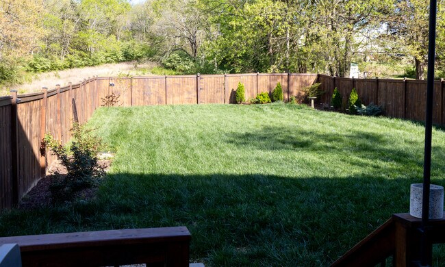 Photo - 3051 Hillside Rd
