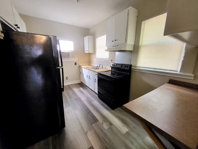 Photo - 234 E 18th St Unit 234 East 18th Street