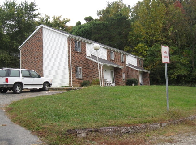 Photo - Martin Street Apartments