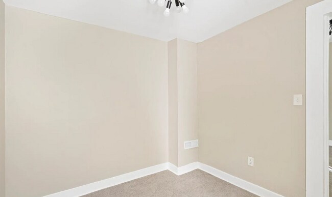 Photo - 163X N Wolfe St 21213