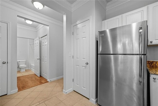 Photo - 1850 Cotillion Dr Unidad 4307