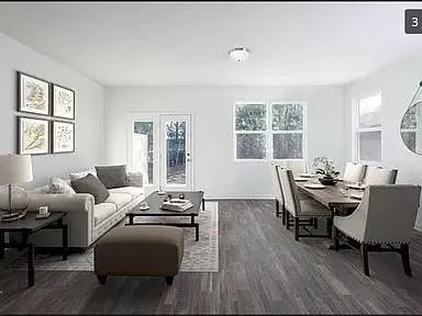 Photo - 1502 Vernon Blvd