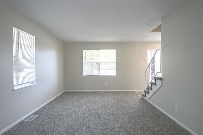 Photo - 10724 W 88th Terrace