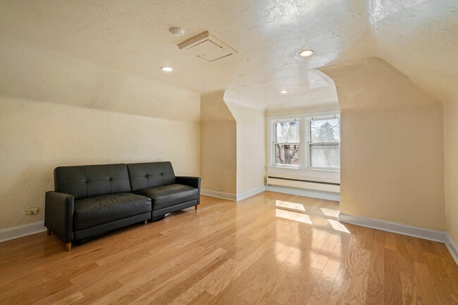 Photo - 2615 E 12th Ave Unit Upstairs Apartment