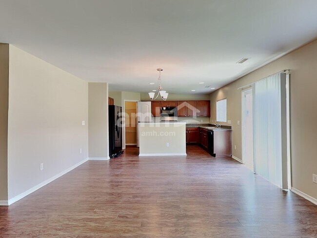 171 Plymouth Dr