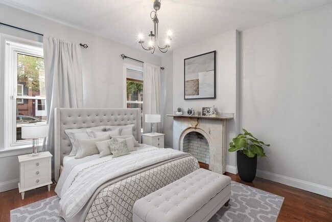 Photo - 110 N St Unit 1