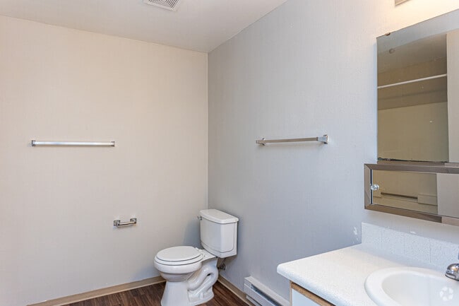 3BR, 2BA - 1143SF