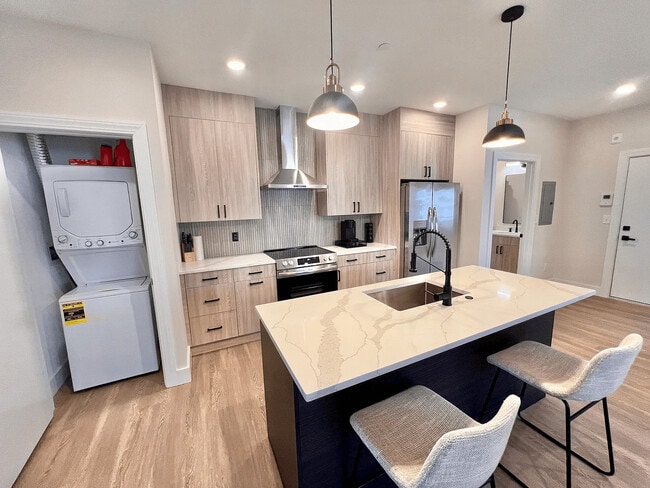 Photo - 18 Woburn St